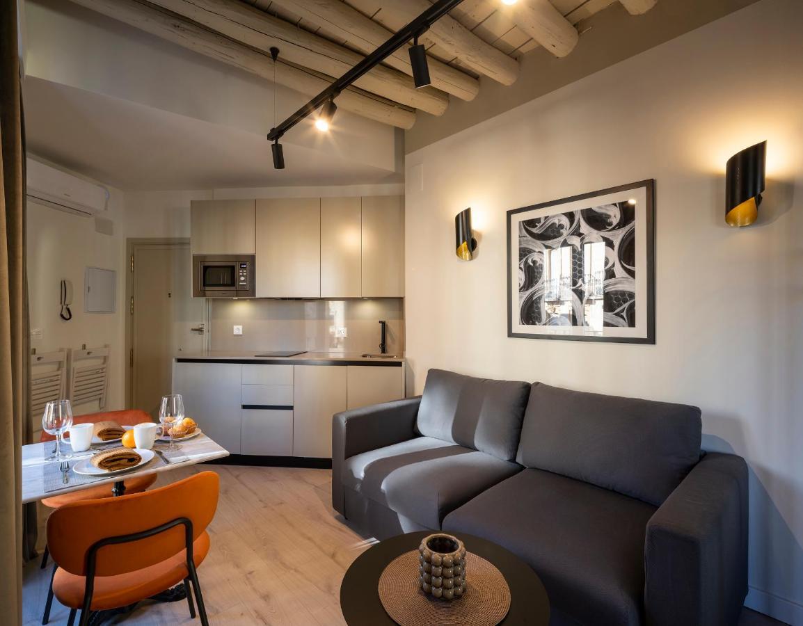 Apartament Home4u, Plaza Nueva 3 *